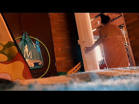 ❤️ Вујко ми ме следи во туш, ме ебе додека се туширам. ️ Супер порно на порно mk.porn-impact.ru